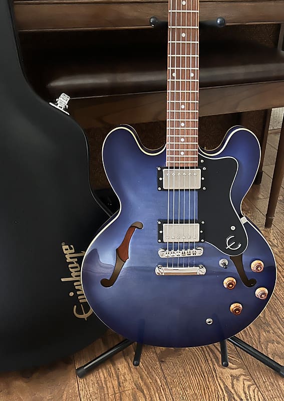 Epiphone Dot Deluxe Semi Hollow Electric Guitar with New Epiphone