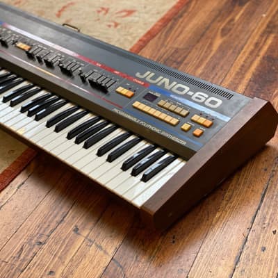Vintage Roland Juno 60 Analogue Polyphonic Synthesizer image 6