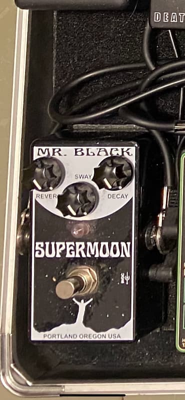 Mr. Black Supermoon