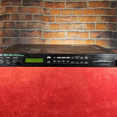 Roland GR-50 Guitar Synthesizer Rackmount System