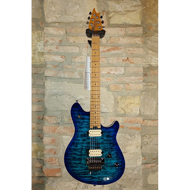 EVH Wolfgang Special QM - Backed Maple Neck - Quilt Maple Top in Chlorine  Burst | Reverb Sweden