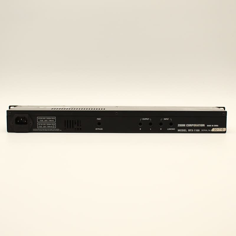 ZOOM RFX-1100 Digital Reverb & Multi Effects With Adapter