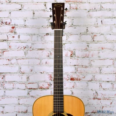 Martin HD-28 - Dreadnought Acoustic Guitar - Spruce / Rosewood image 3