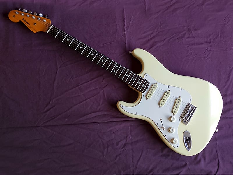 FERNANDES Japan RST-50 The Revival R8 (1984) Zurda (Left