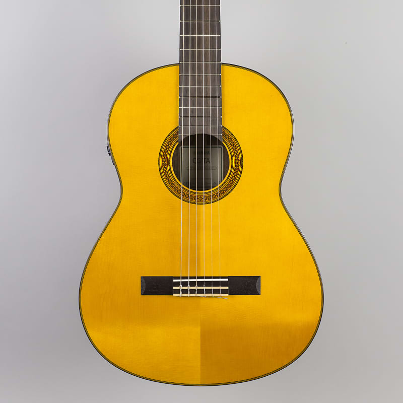 Yamaha TransAcoustic Nylon String Guitar Reverb