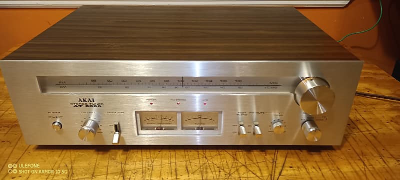 Akai AT 2600 1976 - Silver  			