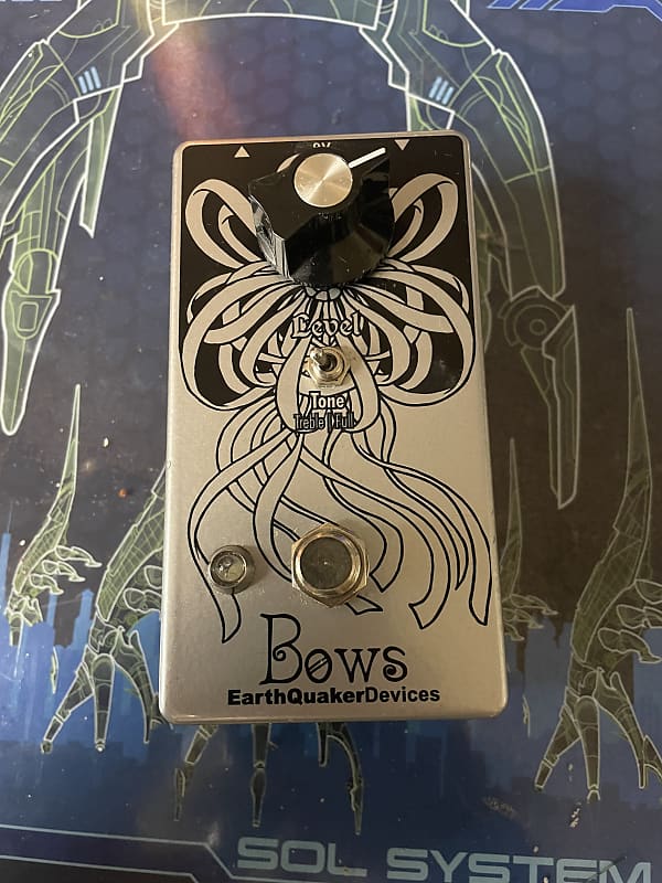 EarthQuaker Devices bows
