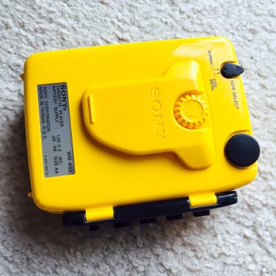 Sony WM-A53 [COLLECTIBLE] Walkman Cassette Player, Awesome Yellow