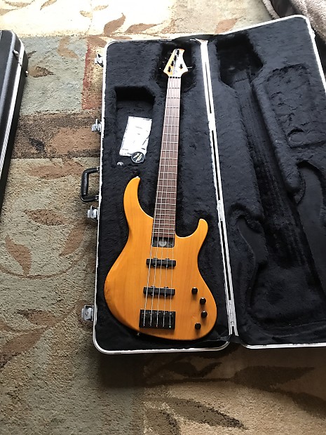 Modulus Genesis 5 String | Reverb