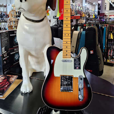 Fender American Ultra Telecaster with Maple Fretboard 2023 Ultraburst 7.33 pounds image 1