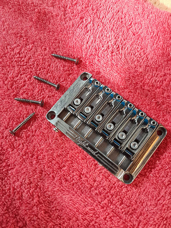 Ibanez Tight End Fix Bridge 6 String In Chrome With Screw image 1