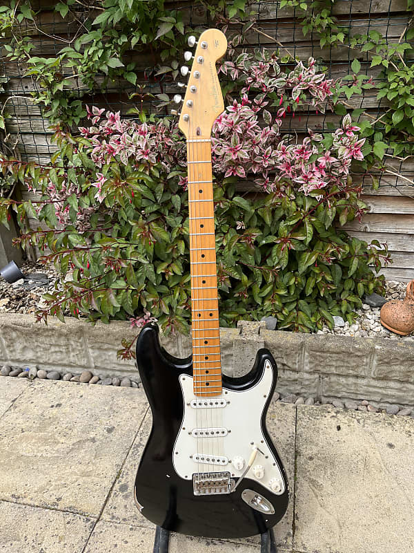 1989 USA Fender Stratocaster Plus Deluxe Refin Relic Maple fretboard Alan  Dingwall pickups