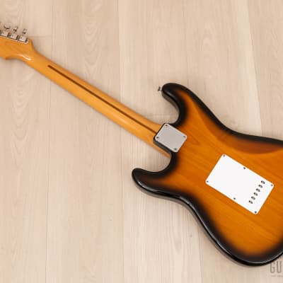 1994 Fender American Vintage '57 Stratocaster Sunburst Near-Mint w/ Hangtags, Case image 12