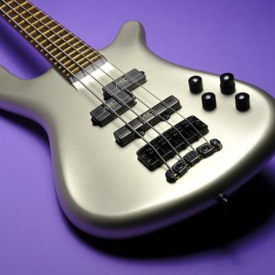 Warwick Masterbuilt Streamer Stage I 2023 - Solid Champagne Gold Metallic Satin image 5