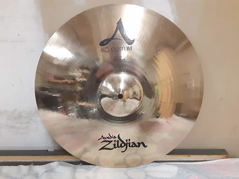 Zildjian 17" A Custom Crash Cymbal image 1