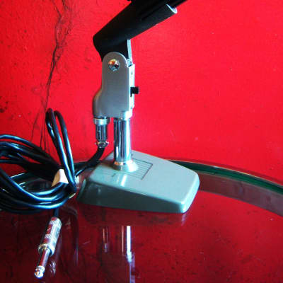 Vintage RARE 1960's Aiwa DM-47 dynamic cardioid microphone