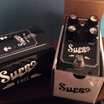 Supro 1304 Fuzz Pedal