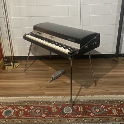 Fender Rhodes Mark I Stage 73-Key Electric Piano 1969 - 1974 - Black Rounded Top image 2