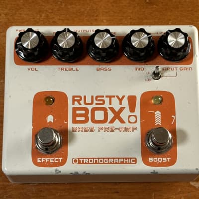 Other/unknown Tronographic Rusty Box - Pedal on ModularGrid