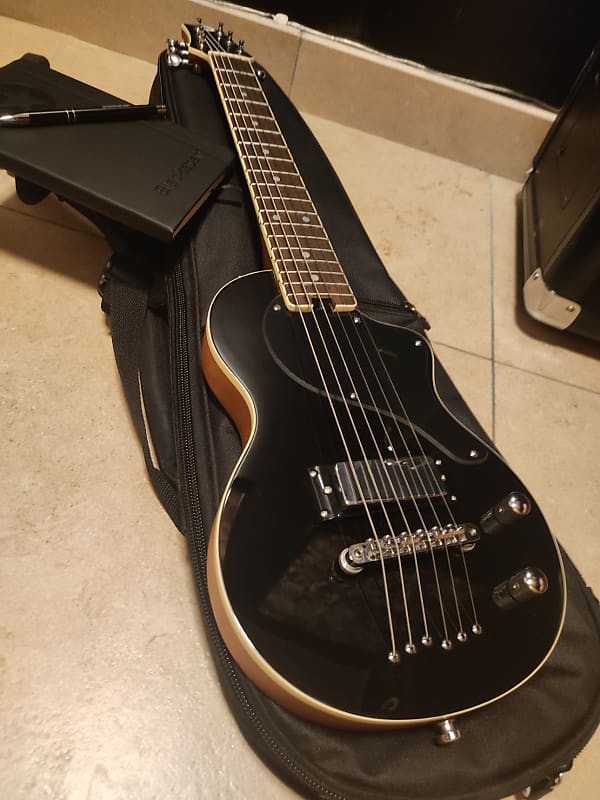 Blackstar CarryOn Travel Guitar Standard Pack with AmPlug Reverb