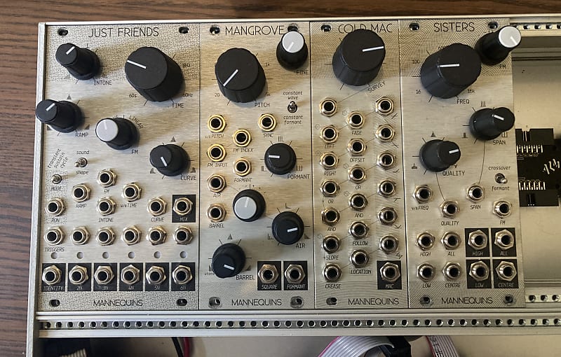 Mannequins Just Friends, Mangrove, Cold Mac, 3 Sisters Reverb