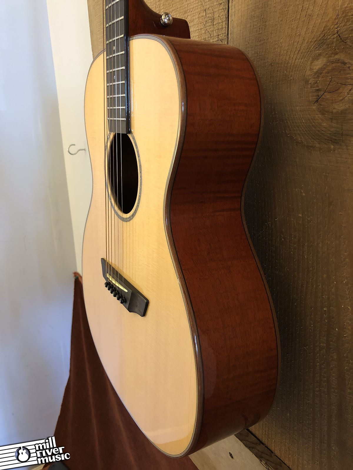 Sound Smith SMOM The Poet OM Acoustic Guitar Natural w/ HSC
