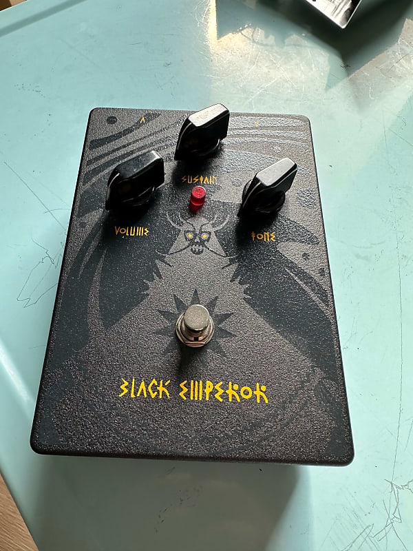 Black Emperor (mini) | blue colander stompboxes