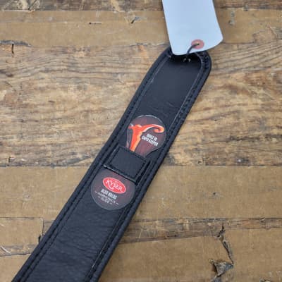 Kyser KS5A Guitar Strap With Built-In Capo-Keeper - Black image 4