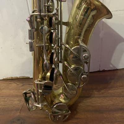 Selmer Bundy II Alto Saxophone image 2