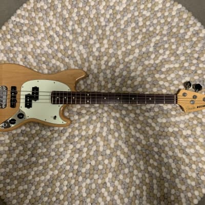 春夏新作モデル Fender Japan Bass Mustang Hybrid ベース