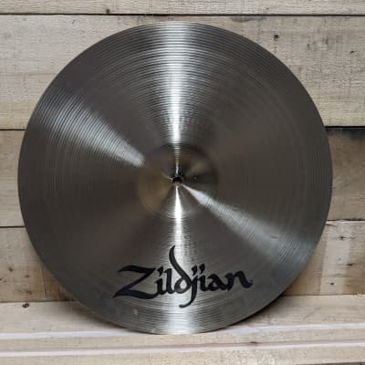 Zildjian 16" A Series Medium Thin Crash Cymbal 1982 - 2012 - Traditional image 8