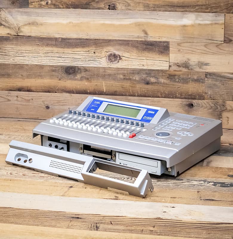 Korg D1600 16-Track Digital Recording Studio | Reverb