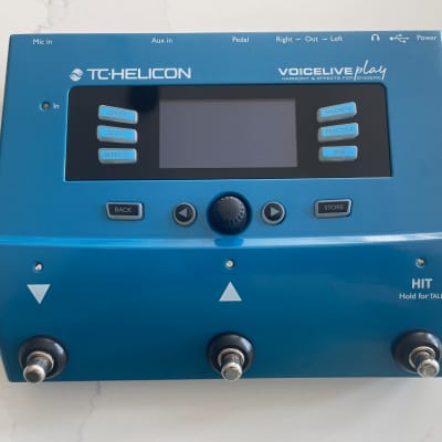 TC Helicon VoiceLive Play Acoustic Vocal and Guitar Multi Effects