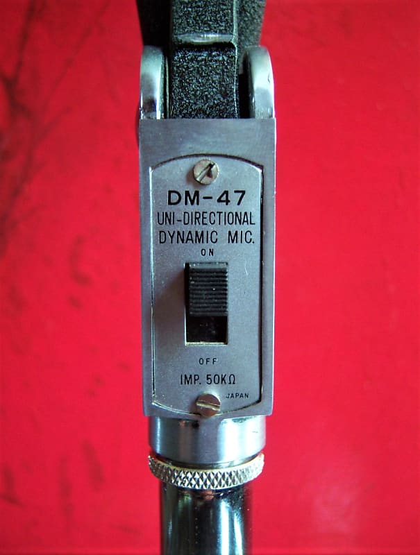Vintage 1960's Aiwa DM-47 dynamic microphone Satin Chrome High Z w cable