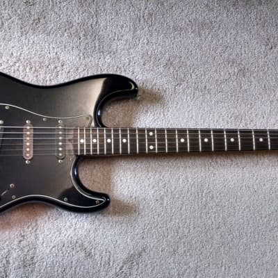 Squier by Fender STG36F BLACK アーム有り Squier by Fender STG36F BLACK アーム有り | Shop at Mercari