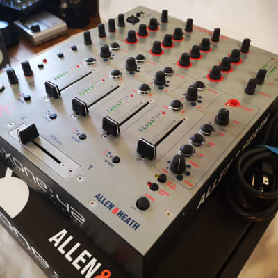 Allen & Heath XONE:42 Professional Four Channel DJ Mixer Excellent