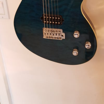 Silvertone Fastback Electric Guitar, Blue/Green image 5