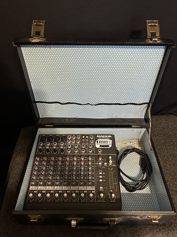 Mackie Micro Series 1202-VLZ 12-Channel Mic / Line Mixer | Reverb