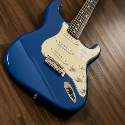 Fender Japan Hybrid II Stratocaster with Rosewood FB in Forest 