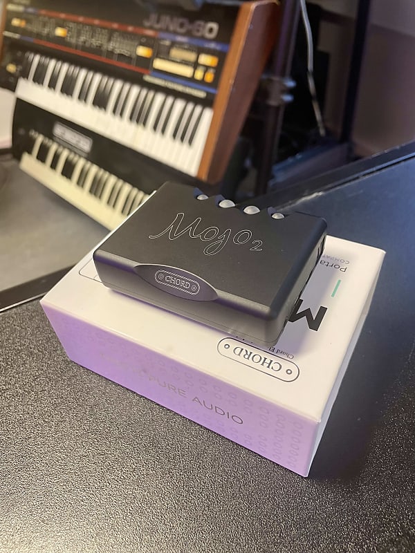 Chord Mojo 2 Portable DAC Headphone Amp 2021 - Present - Black  			