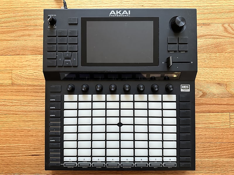 DTM・DAW Akai Force Akai Force Standalone Music Production/DJ Performance System